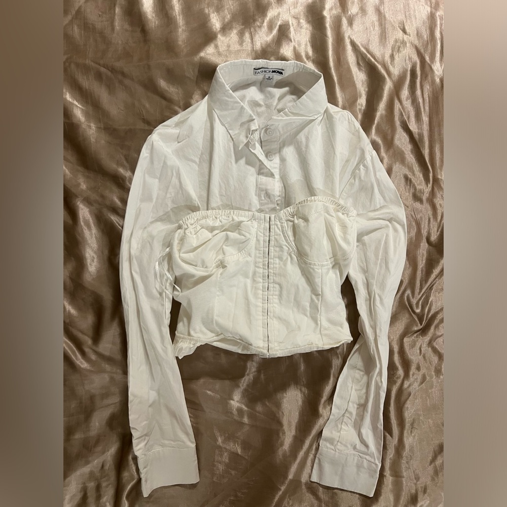 NWOT Fashion Nova Blouse in Ivory/Beige Size S